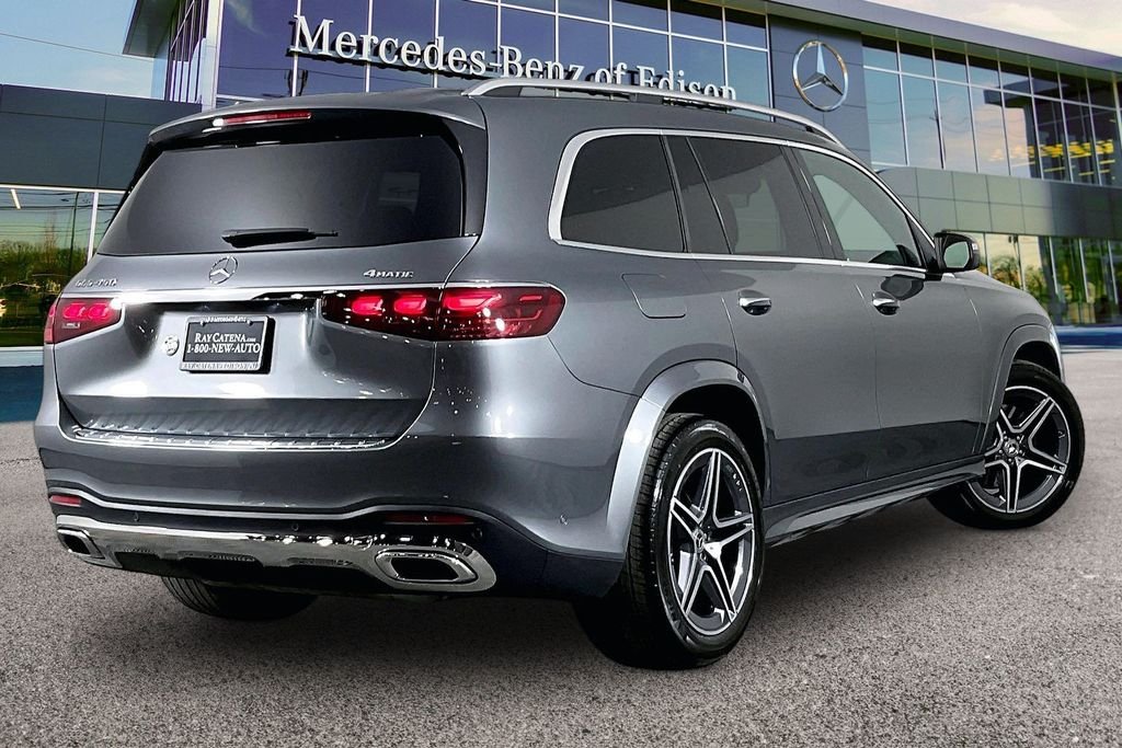 Used 2026 Black Mercedes-Benz GLS 450 image 10