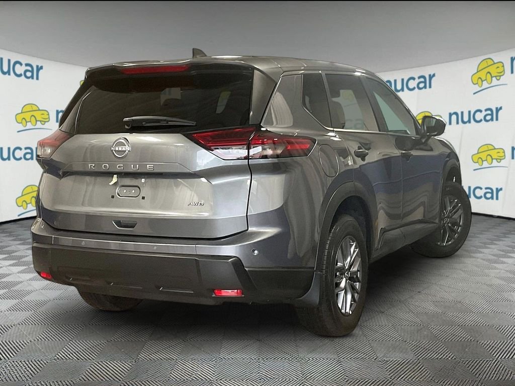 Used 2026 Gray Nissan S image 6