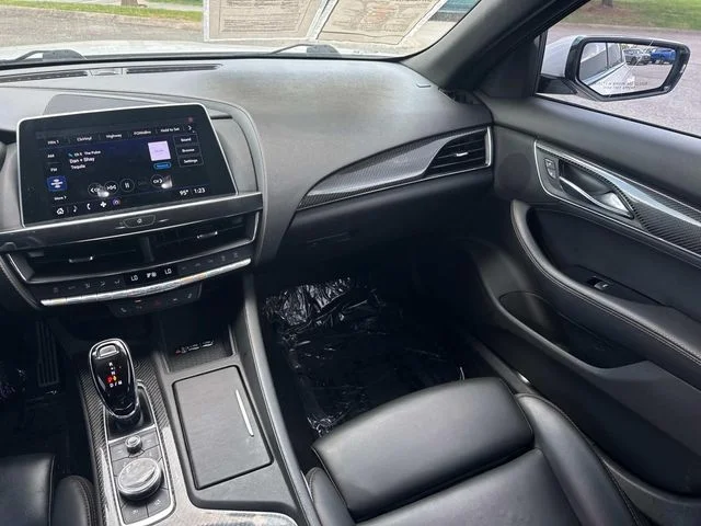 Used 2023 White Cadillac Sport image 18