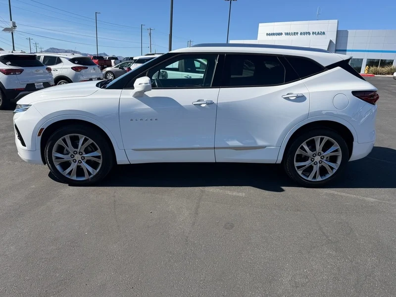 Used 2019 SUMMIT WHITE Chevrolet Premier image 6