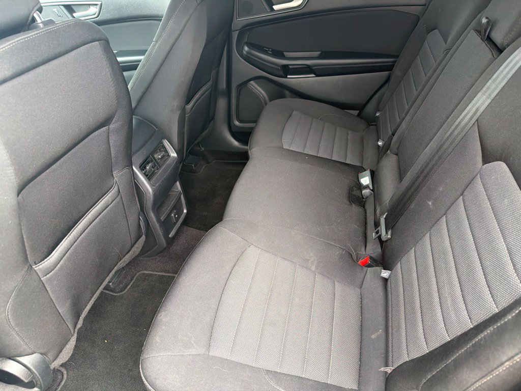 2016 Ford Edge SE - Photo 6