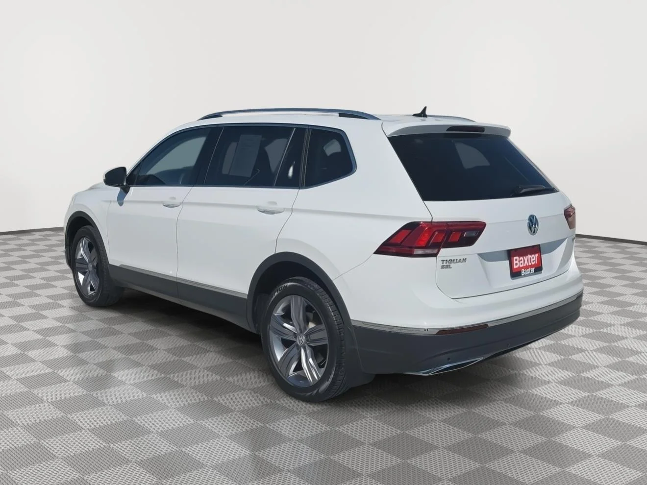 Used 2021  Volkswagen SEL image 7