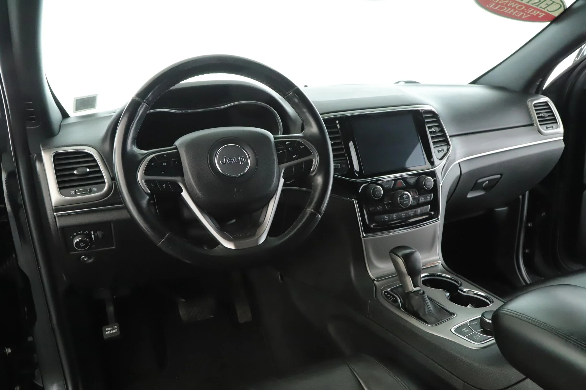 Used 2019 Jeep Grand Cherokee Limited with VIN 1C4RJFBG8KC788688 for sale in Amityville, NY