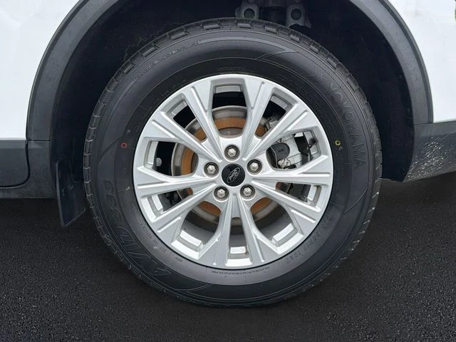 Used 2023 White Ford Active image 31