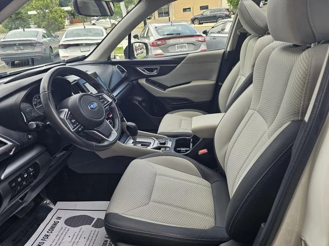 Used 2021 White Subaru Premium image 24