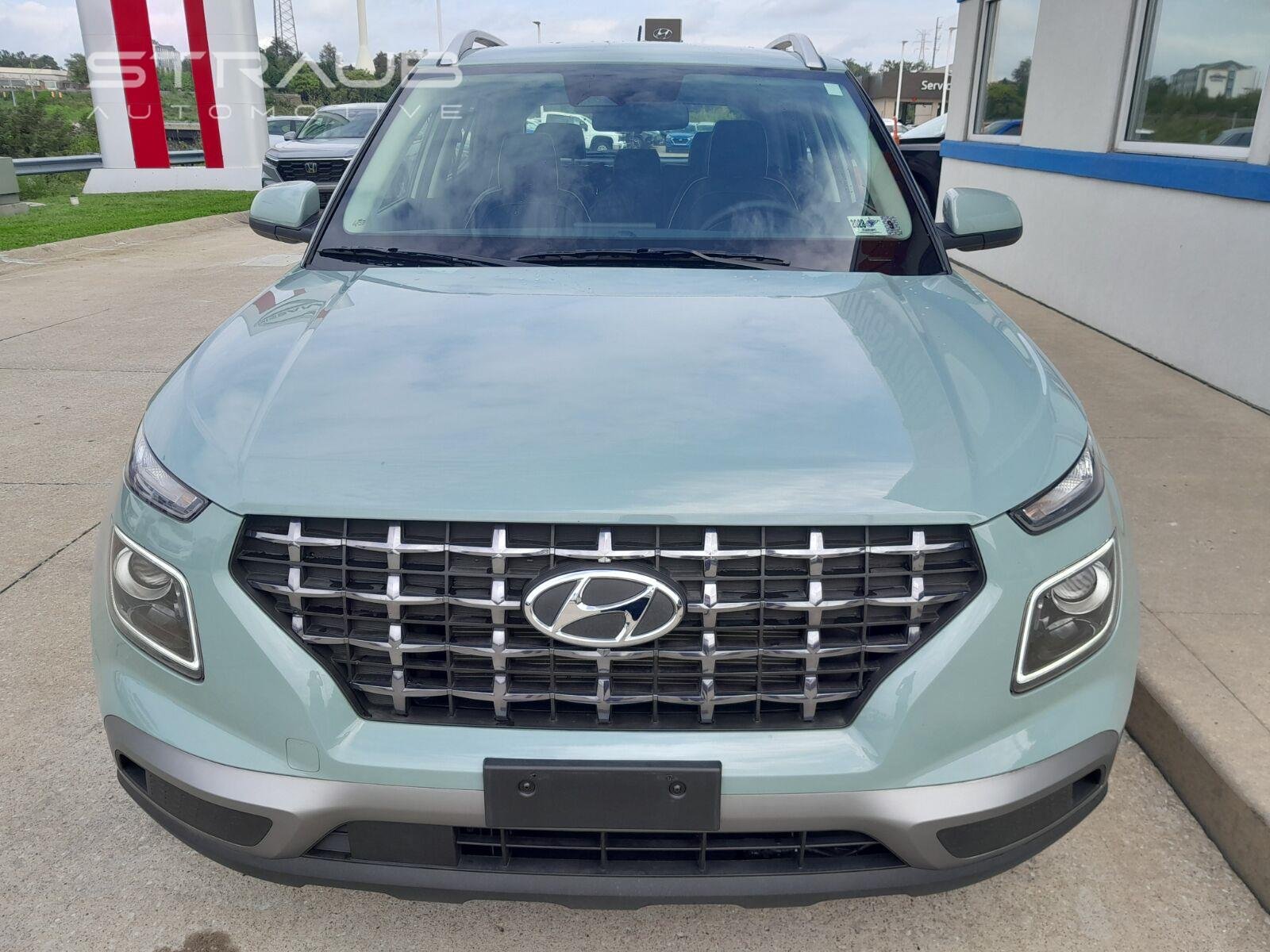 Certified Used 2025 Mirage Green Hyundai Limited image 4