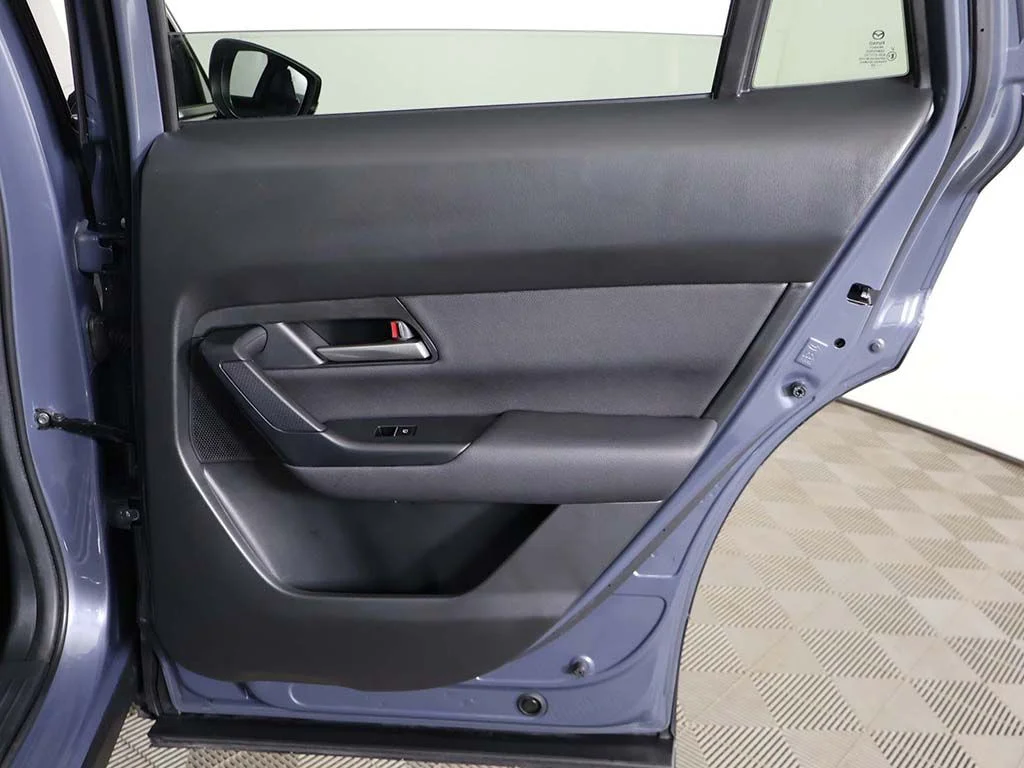 Used 2025 Gray Mazda Premium image 28