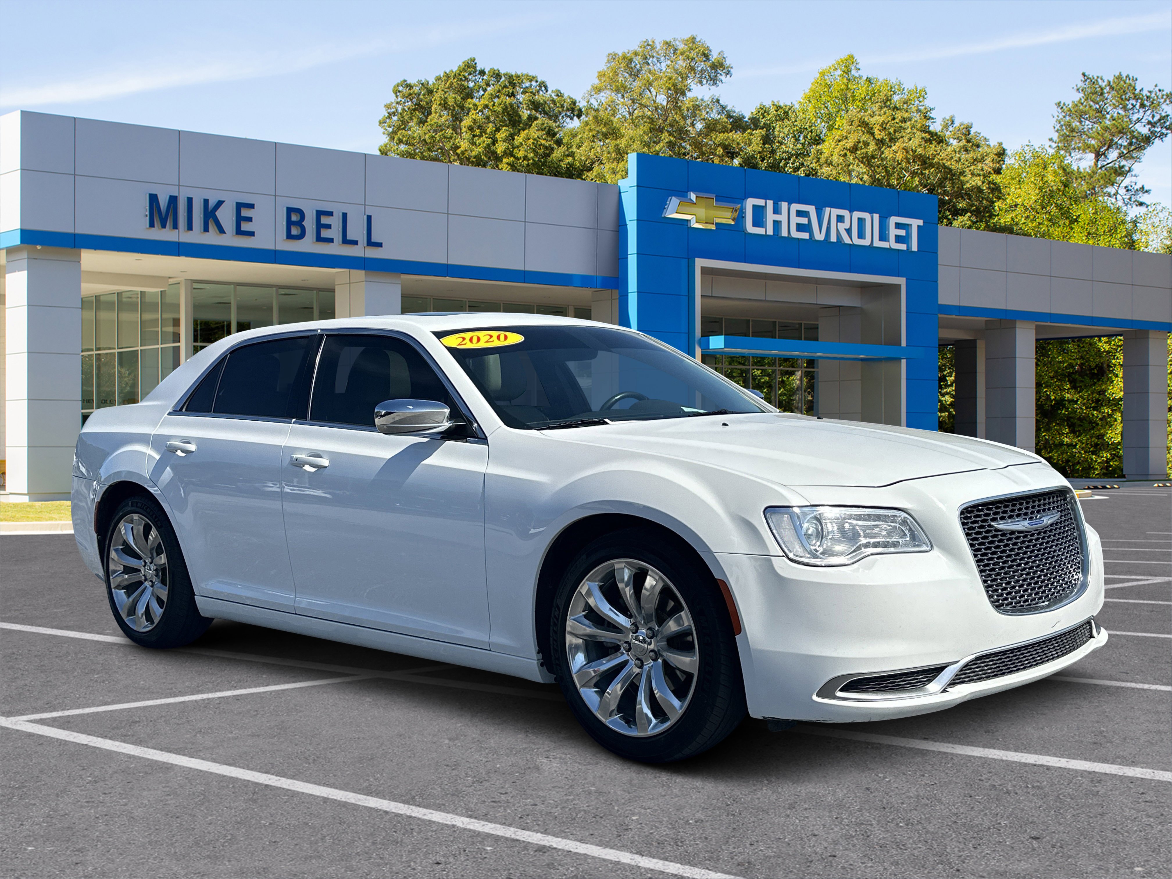 2020 Chrysler 300 Touring L's photo
