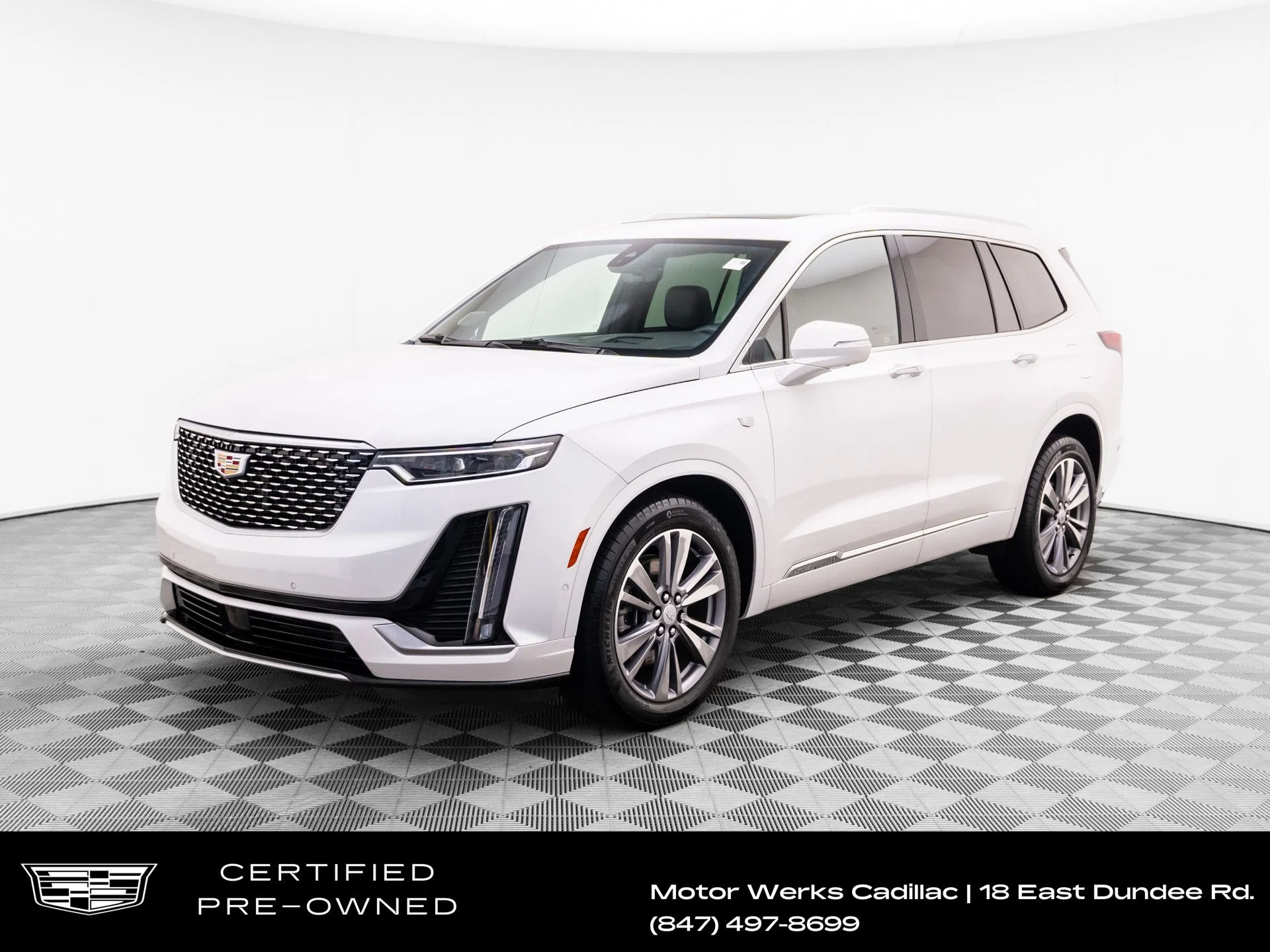 Used 2025 White Cadillac Premium Luxury image 1