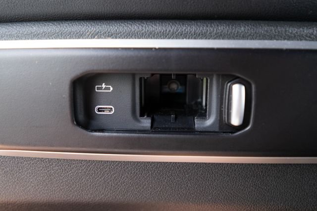Certified Used 2025 Black Sapphire Metallic BMW xDrive40i image 34