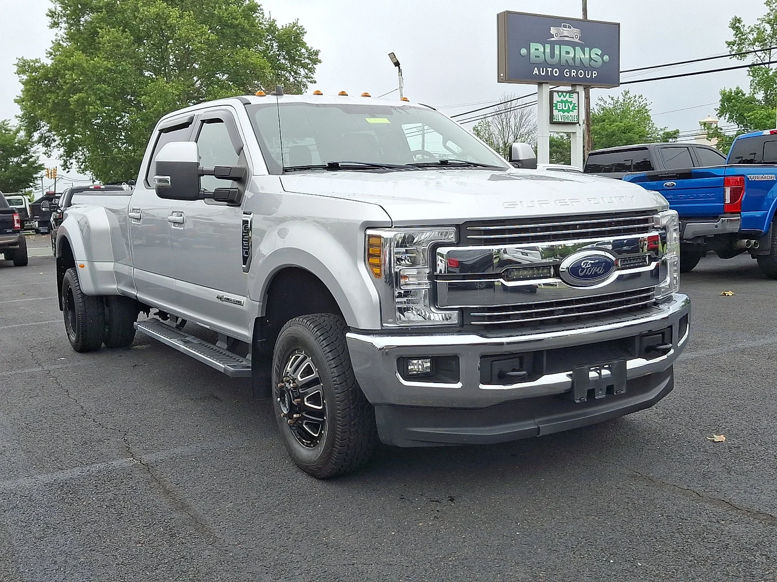 Used 2019 Ingot Silver Metallic   Ux Ford LARIAT image 2