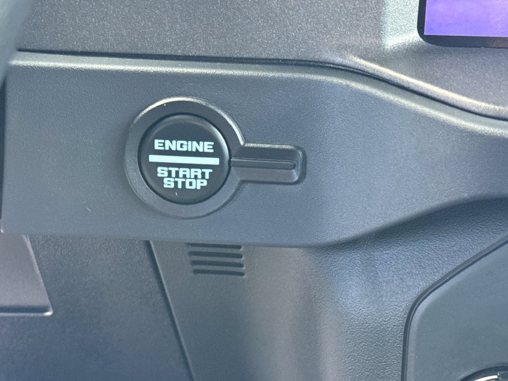 Certified Used 2025 Gray Metallic Ford Big Bend image 30