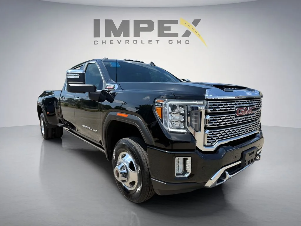 Used 2022 Black GMC Denali image 7