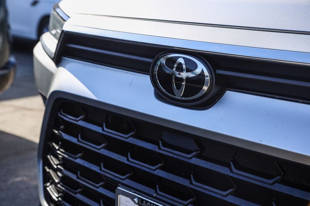 2024 Toyota Grand Highlander XLE - Photo 11