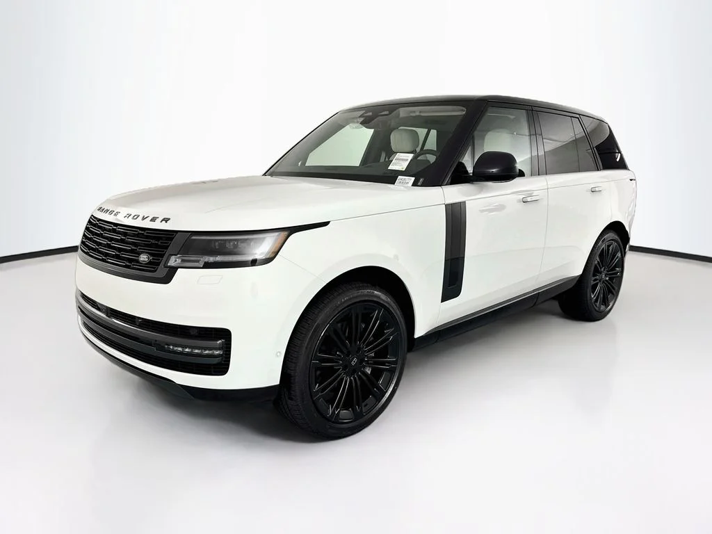 New 2027 Fuji White Land Rover SE image 1