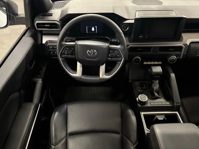 Used 2025 ICE CAP Toyota  image 12