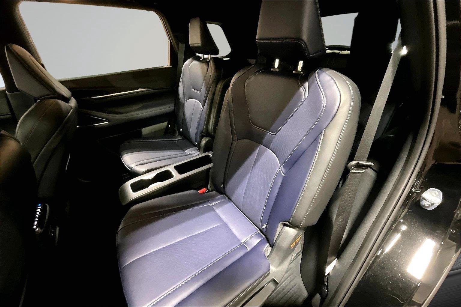 Used 2026 Mineral Black INFINITI SPORT image 27