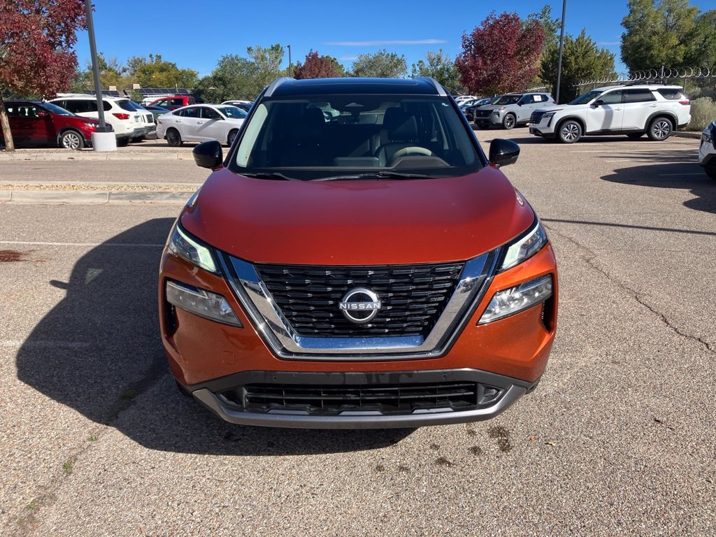 Used 2023 Orange Nissan SL image 2