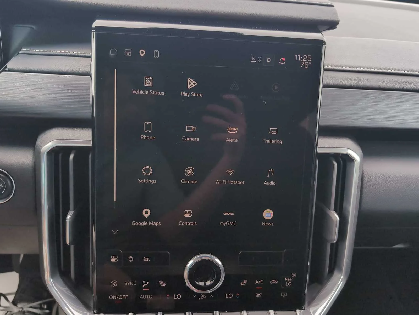 2025 GMC Acadia Elevation - Photo 13