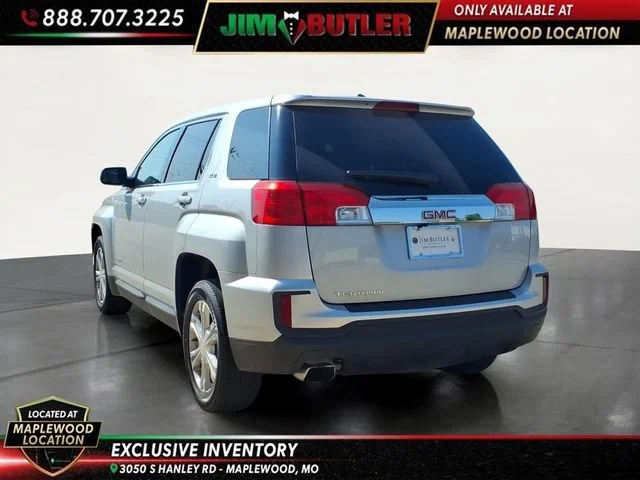 Used 2017 QUICKSILVER METALLIC GMC SLE image 2