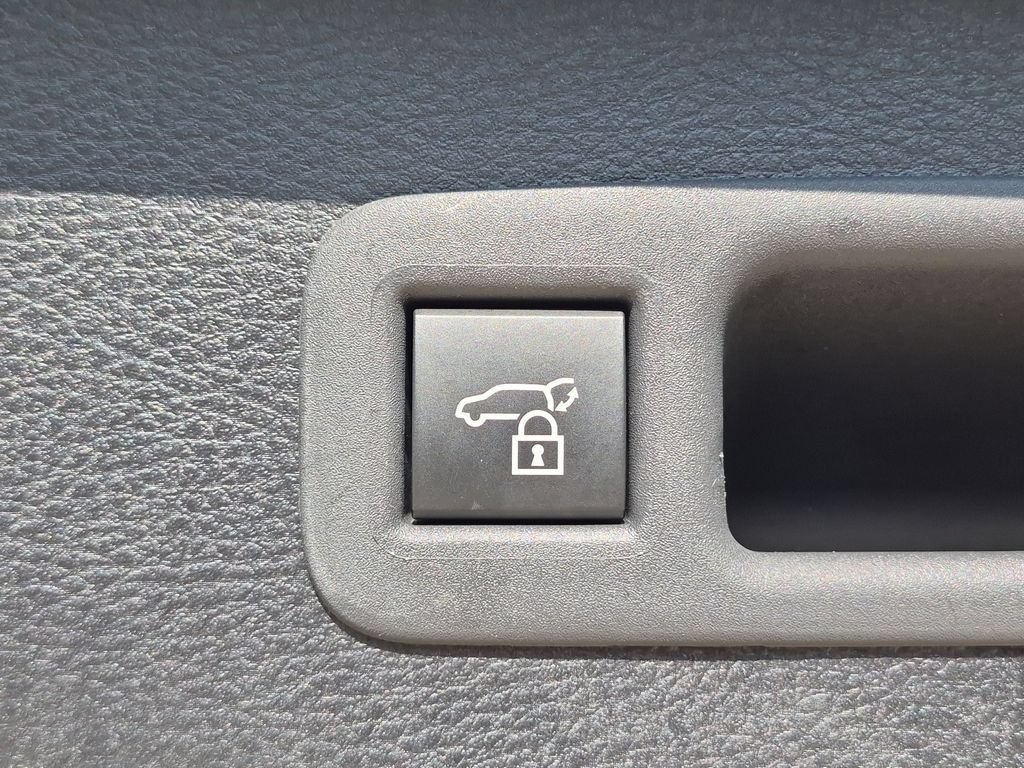 Used 2026 Black Toyota XLE image 39