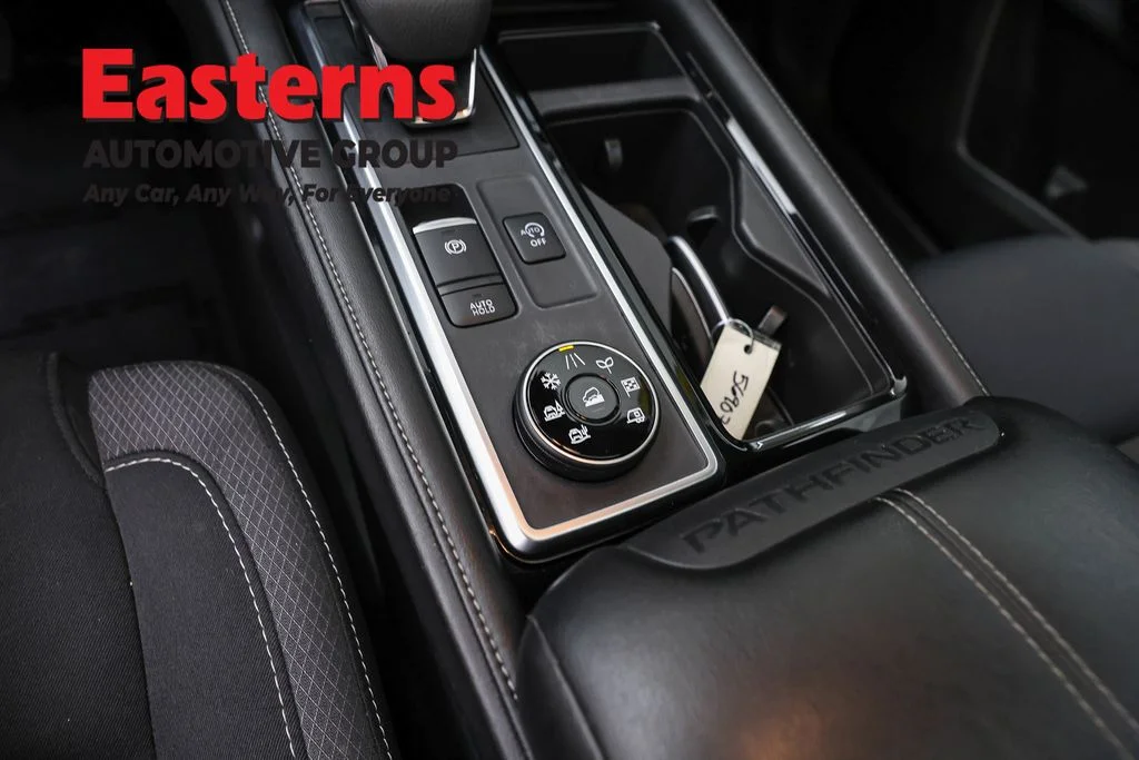 Used 2023 Gray Nissan SV image 21