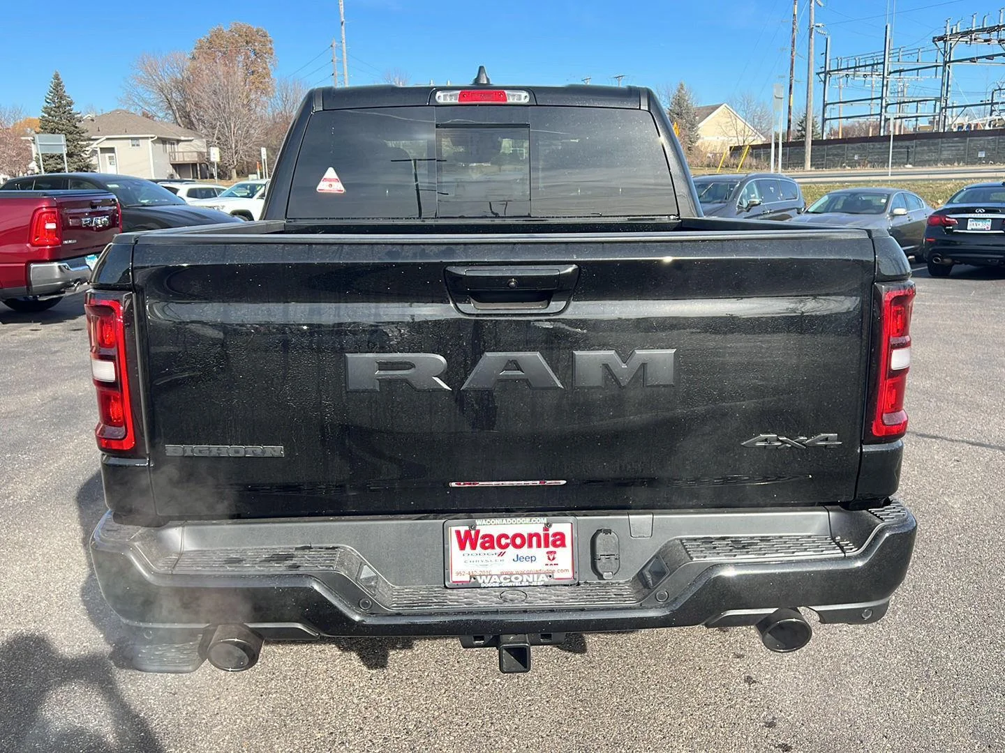 New 2026 Diamond Black Crystal Pearl-Coat Exterior Paint RAM Big Horn image 7