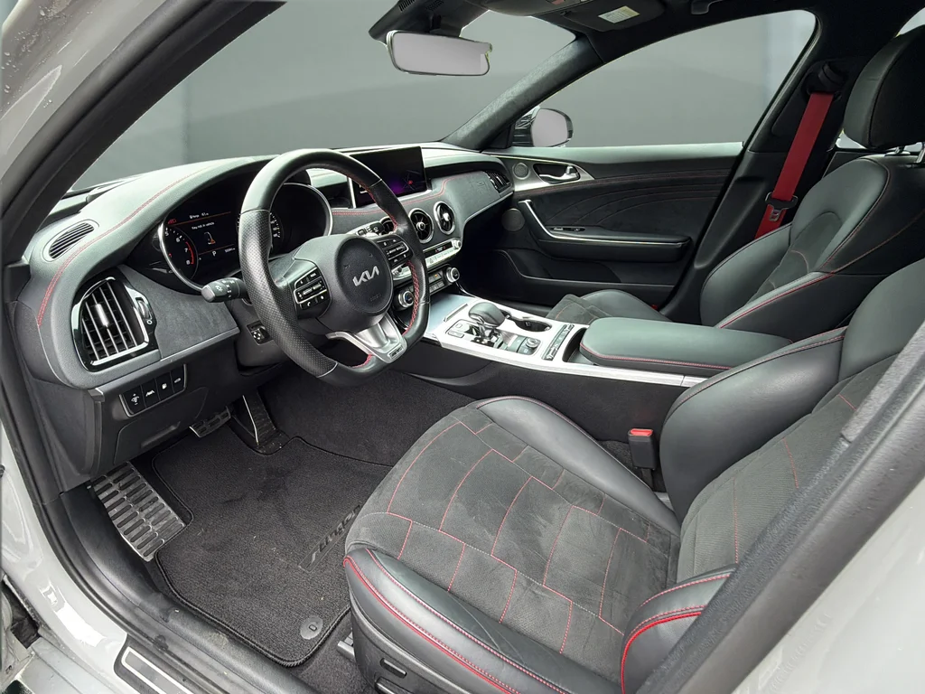 Used 2023 Ceramic White Kia GT2 image 9