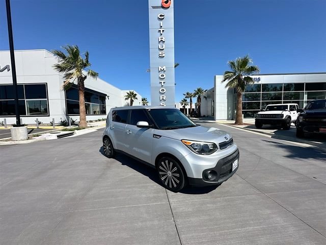 2017 Kia Soul Base