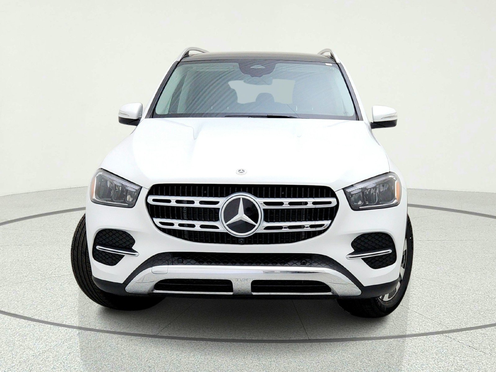 New 2026 MANUFAKTUR Moonlight White Metallic Mercedes-Benz GLE 350 4MATIC® SUV image 3