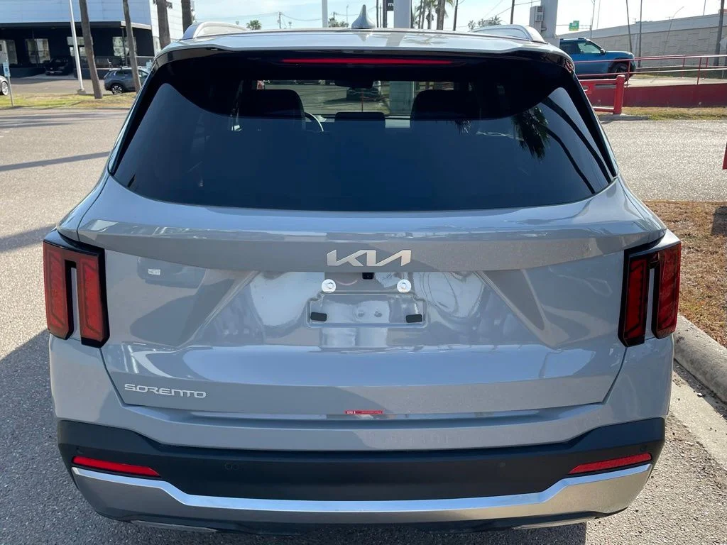 New 2026 Gray Kia S image 6