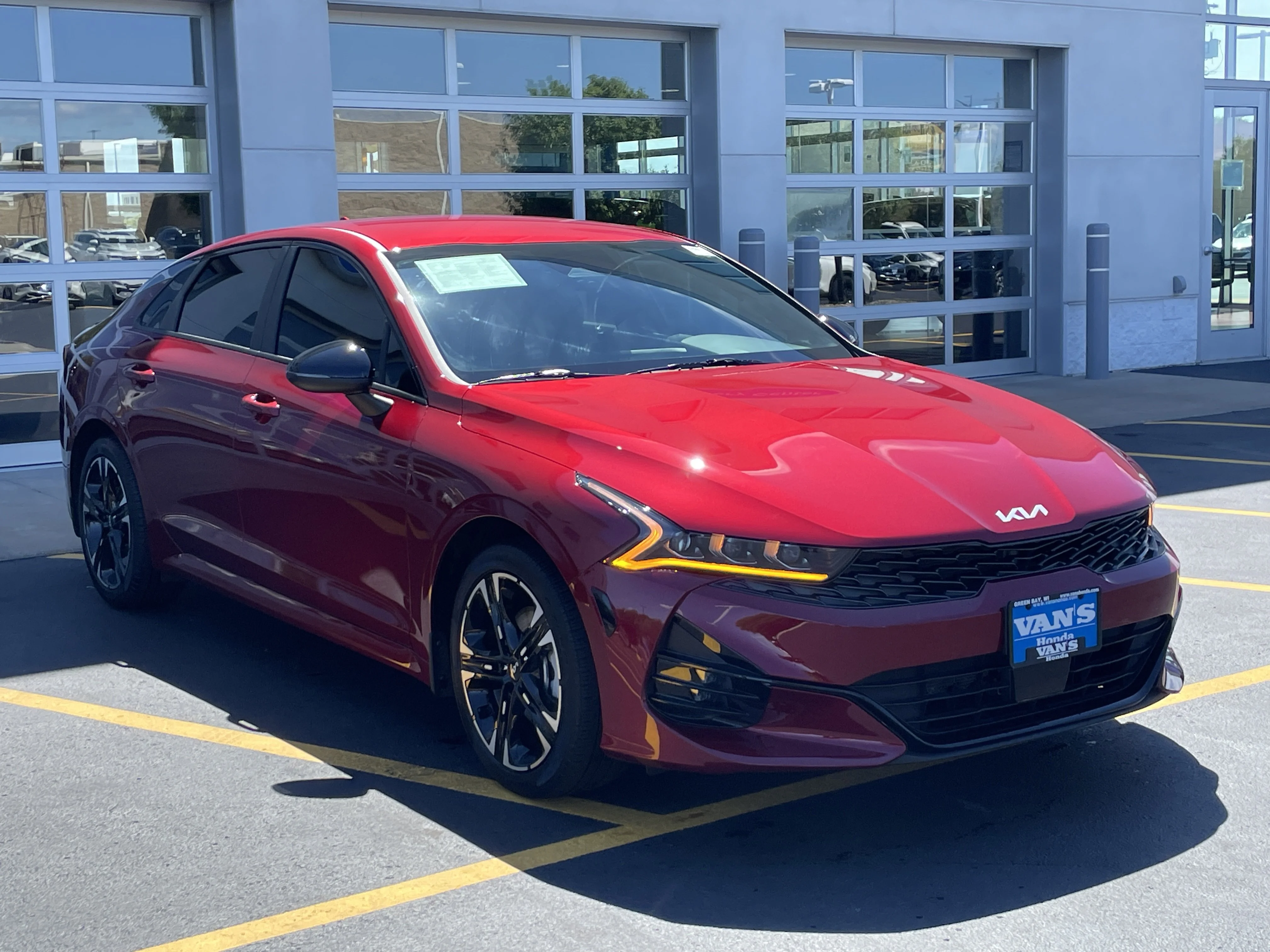 2024 Kia Optima GT-Line AWD's photo