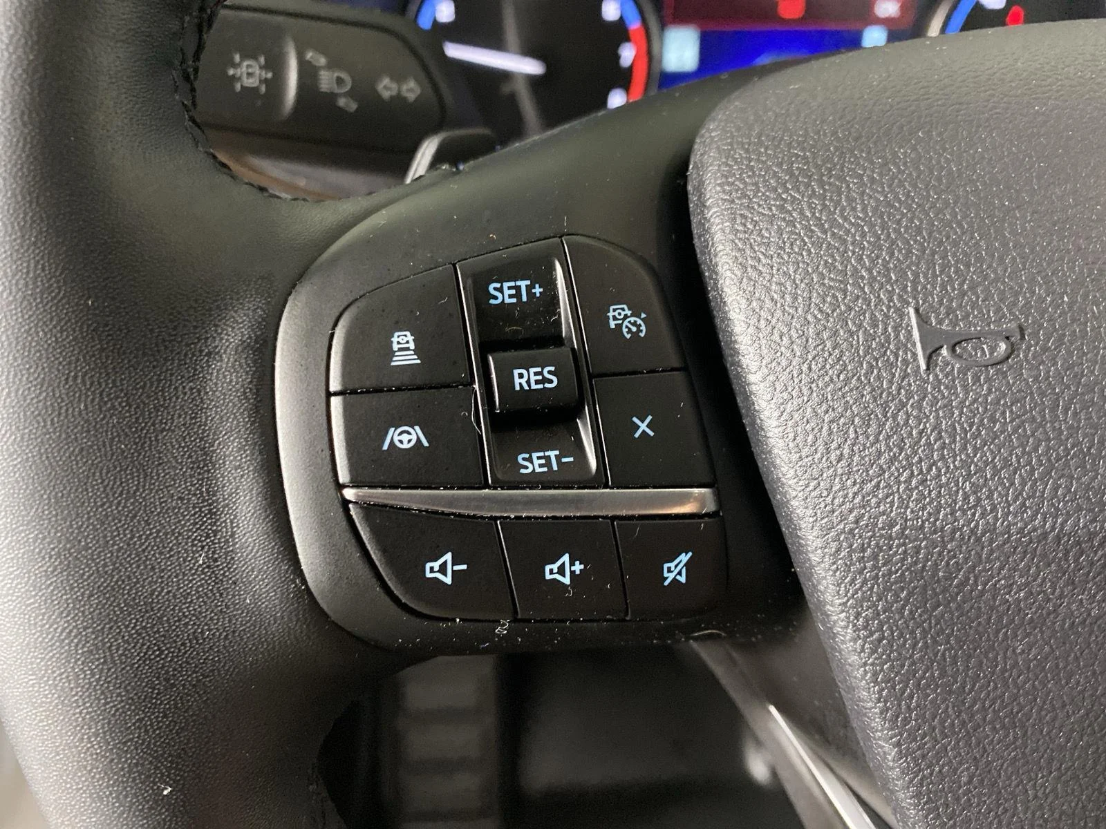 Used 2024 Oxford White Ford  image 18