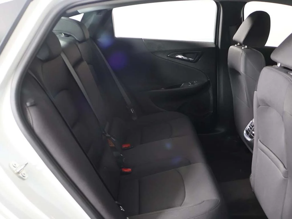 Used 2023 White Chevrolet LT image 27
