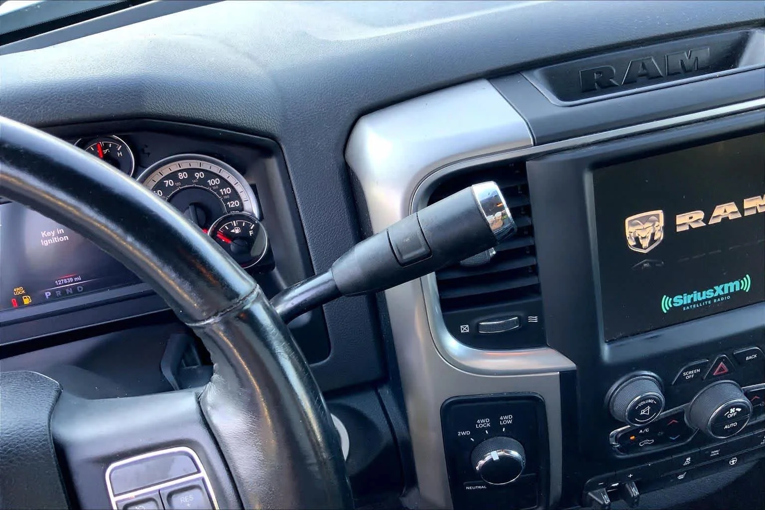 Used 2017 Bright White Clearcoat Ram Big Horn image 14