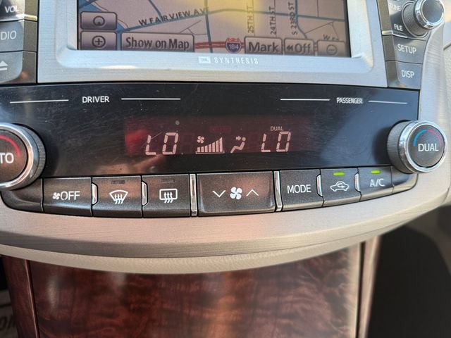Used 2011 Silver Toyota Limited image 17