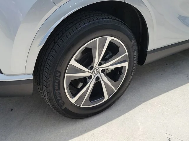 Used 2024 Silver Lexus 350 image 8