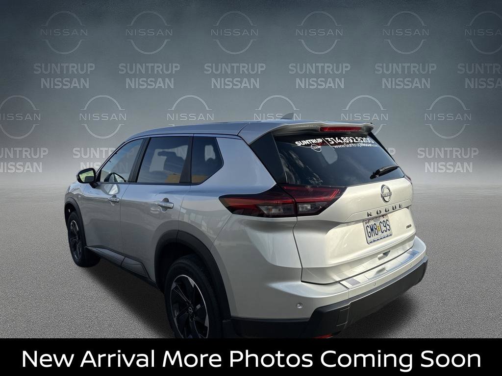 Certified Used 2025 Silver Nissan SV image 3