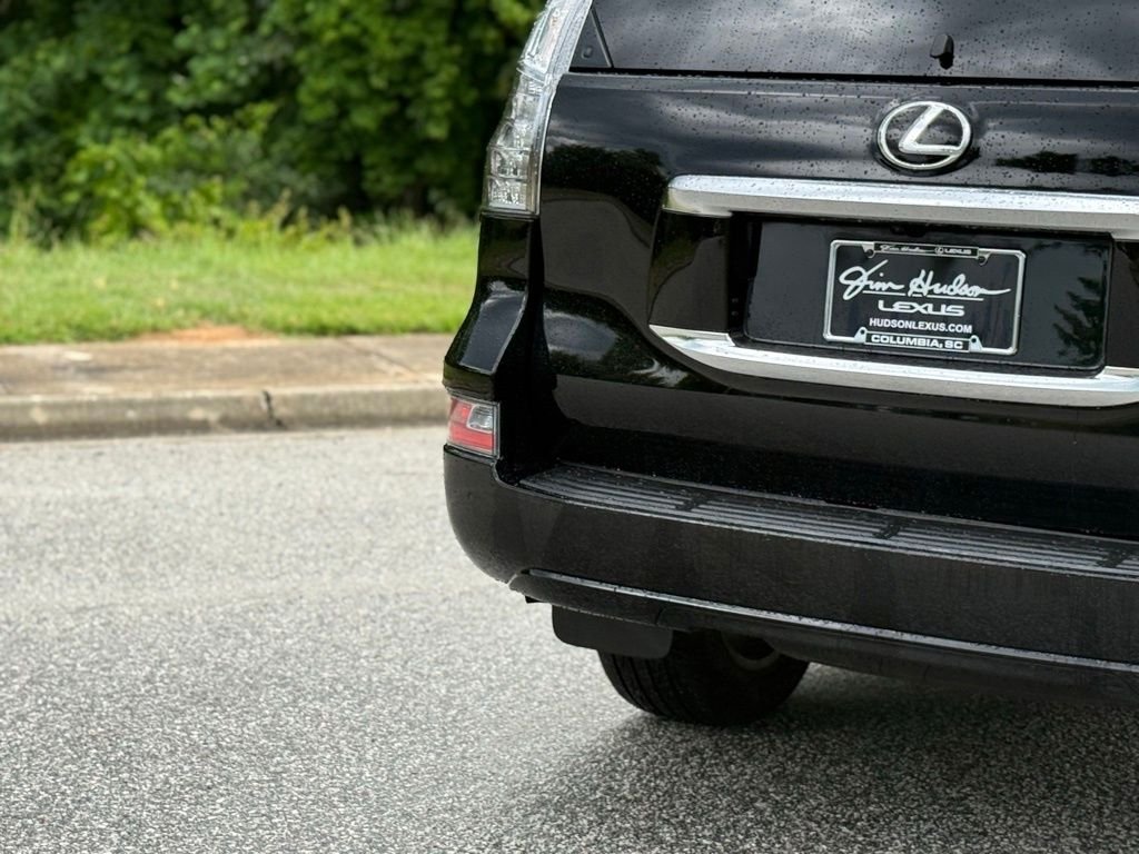 Certified Used 2023 BLACK Lexus 460 image 15