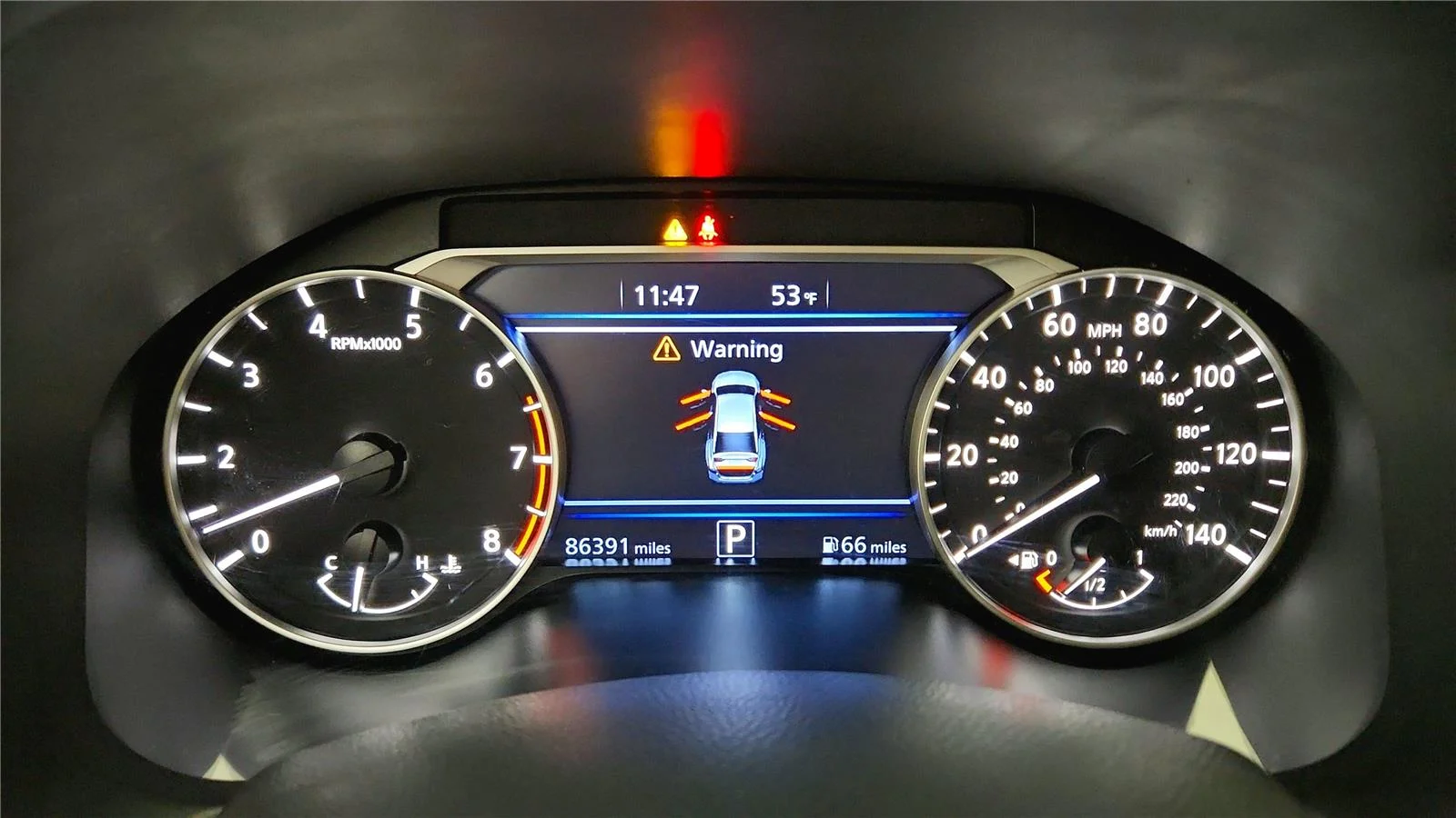 Used 2022 Gun Metallic Nissan 2.5 SV image 25
