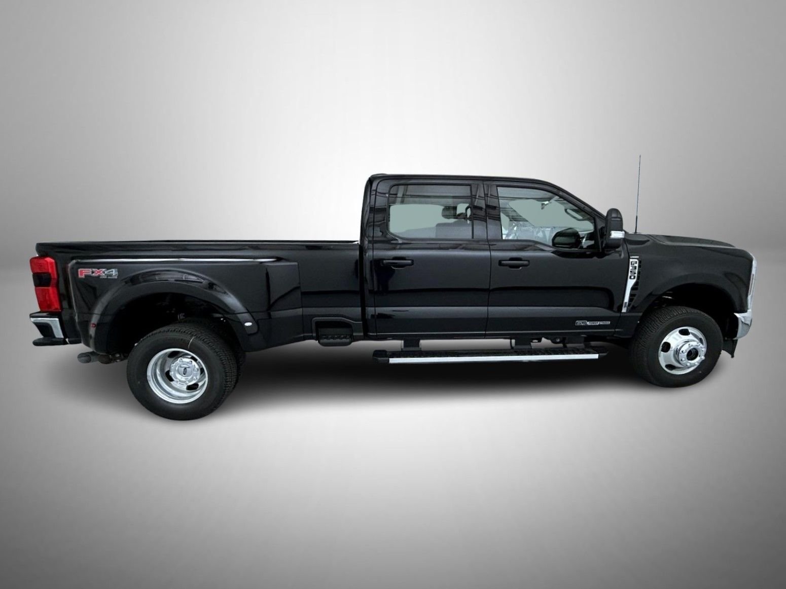 New 2026 Agate Black Metallic Ford Lariat image 4