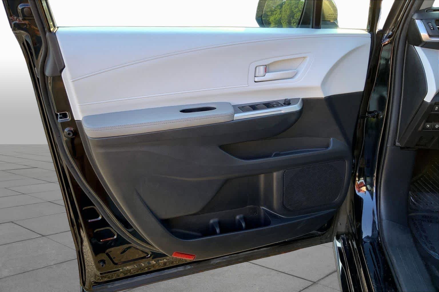 Used 2025 Midnight Black Metallic Toyota LE image 19
