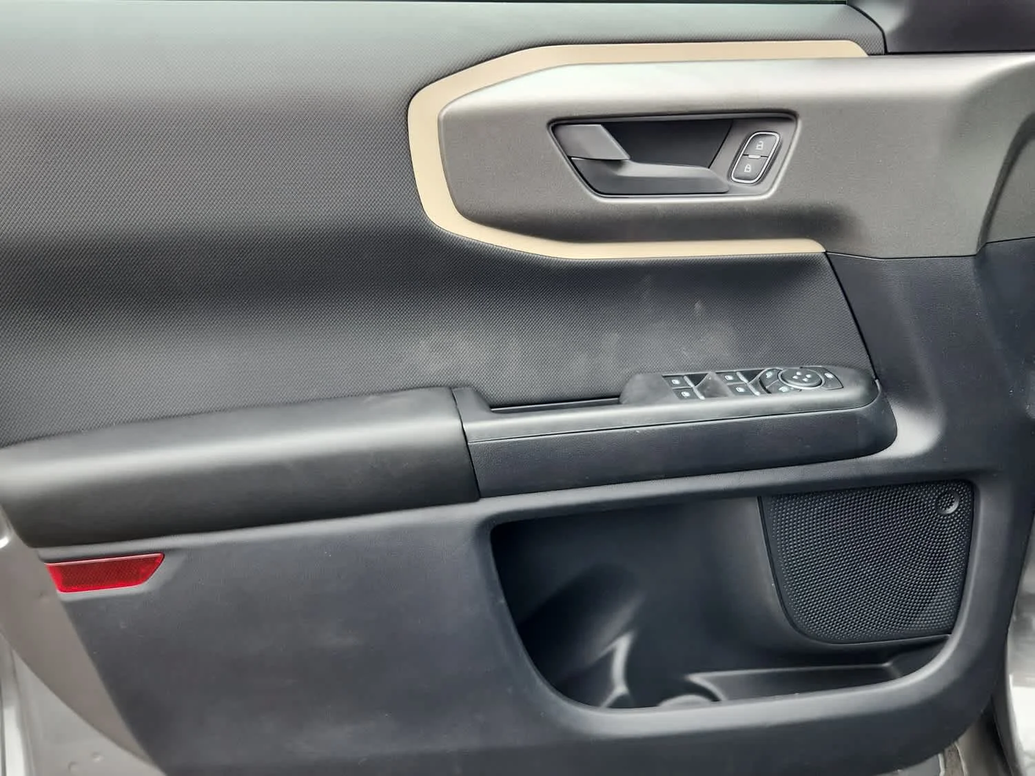 Used 2025 Carbonized Gray Metallic Ford Big Bend image 9