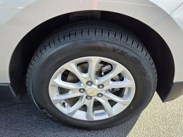 Used 2018 Silver Chevrolet LS image 8