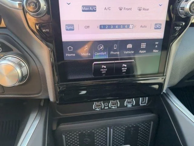 2026 RAM 1500 Laramie - Photo 24