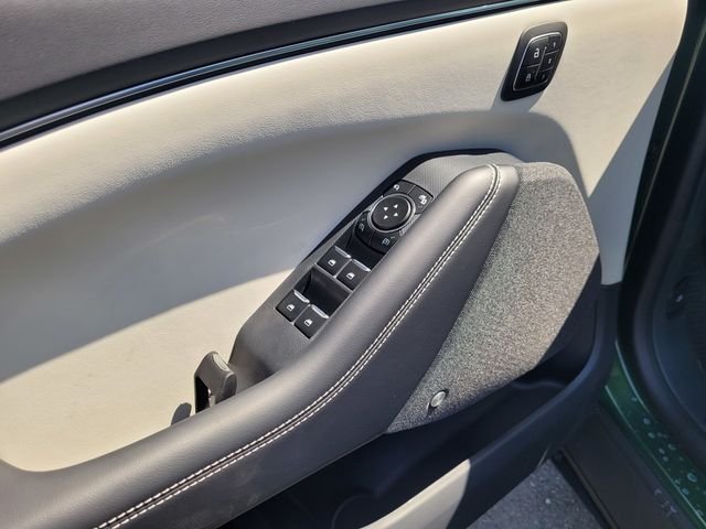 New 2026 Green Ford Premium image 8