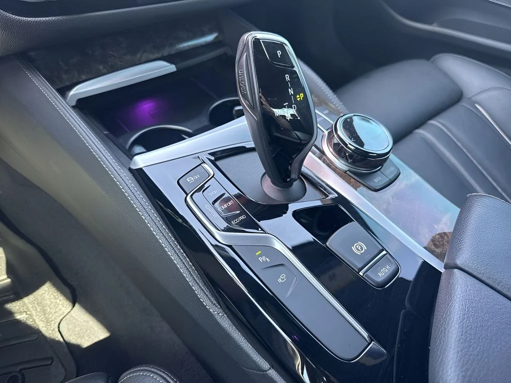 Used 2019 Silver BMW M550i xDrive image 17