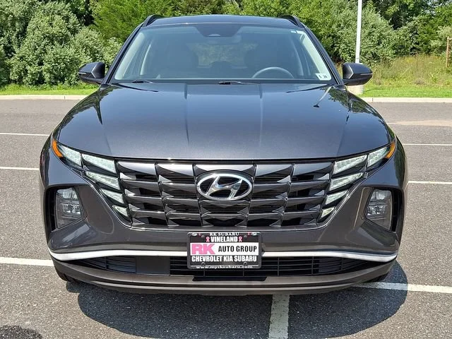 Used 2023 Gray Hyundai SEL image 3