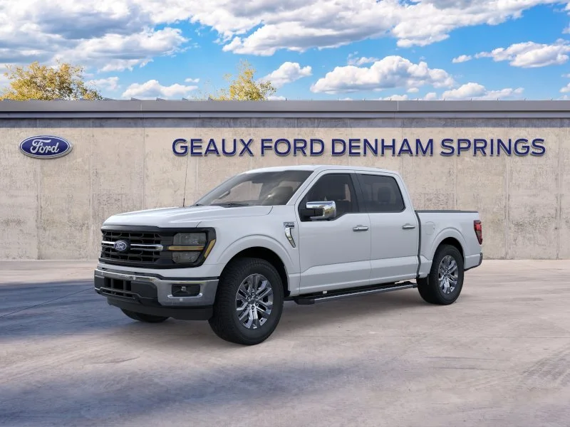 New 2026 Oxford White Ford XLT image 2