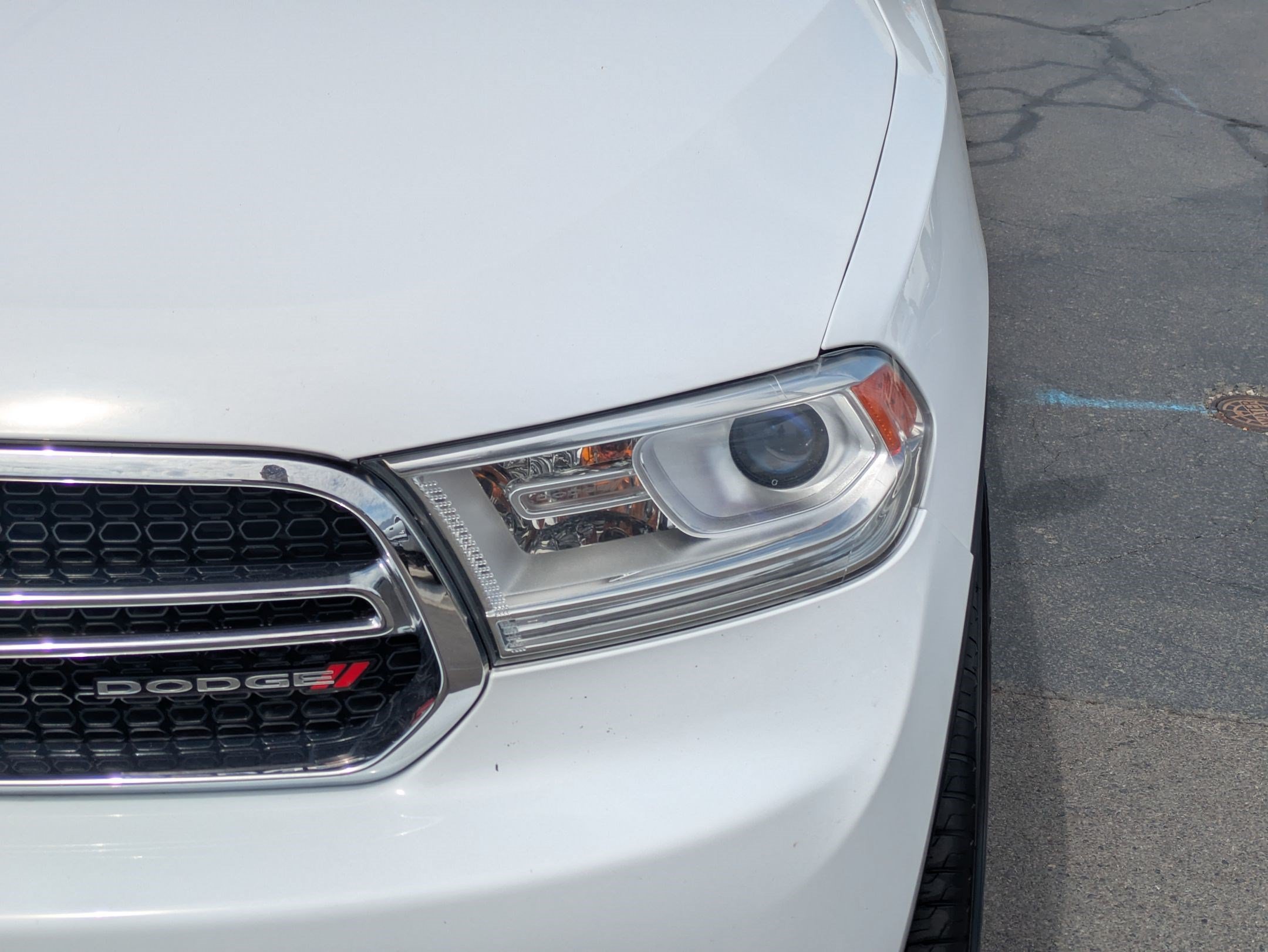 Used 2019 White Knuckle Clearcoat Dodge SXT image 10